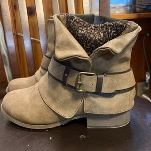 Woman’s boots